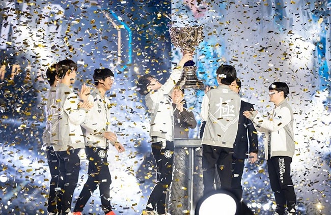 T1与GEN败者组G4生死战：Canyon觉醒11杀逆转，Duro机器人操作惊艳-比分网